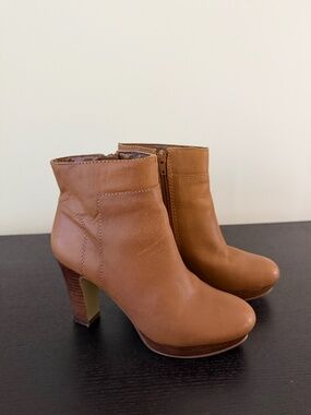 Nine West Women's Brown Leather Boots, Ankle Booties Side Zip Stacked Heel 5.5M
